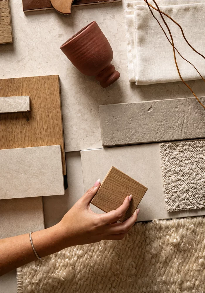 MATERIAL SELECTIONS & DETAILING Curated interior material and finish selections